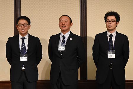 校歌の歌唱指導は野球部14回生甲子園ベスト8メンバー